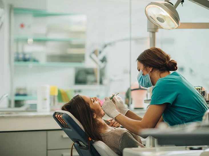 The Top 5 Traits of a Professional Dentist: How to Find the Right One for You.